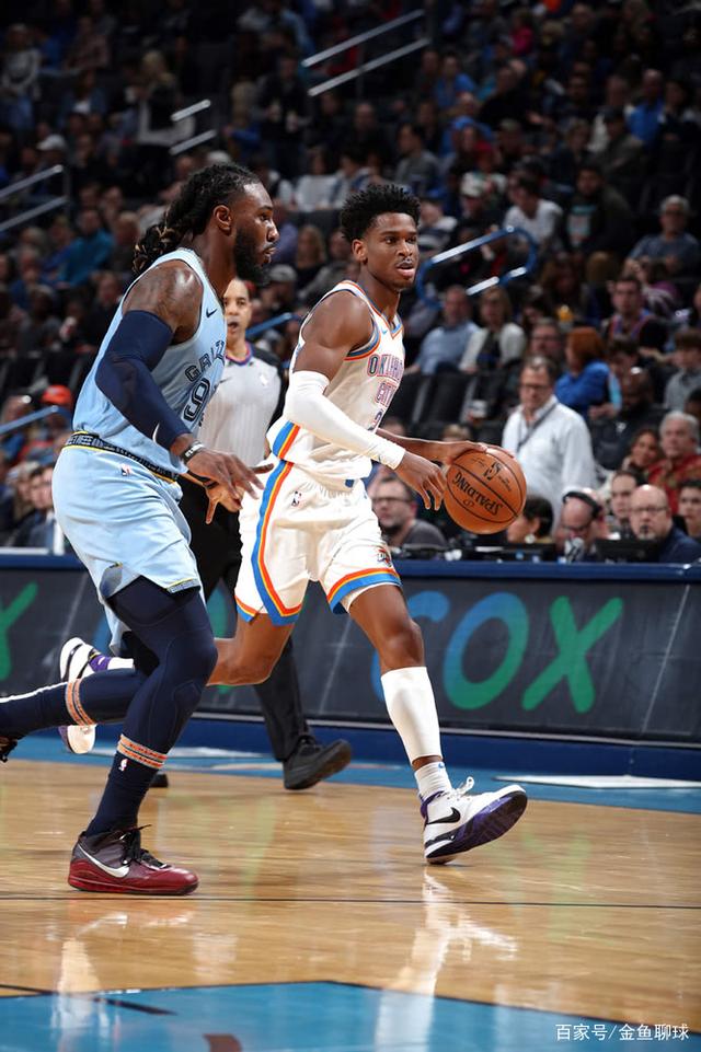 包含气势如虹的魔术力压黄蜂获得连胜的词条