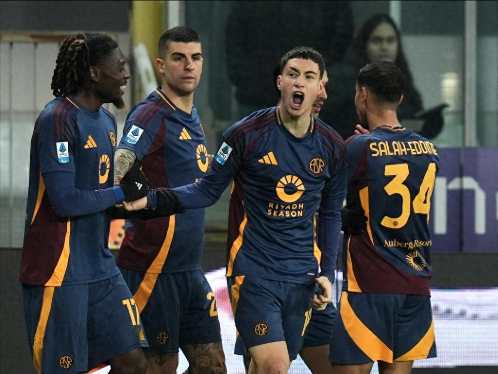 包含帕尔马客场不敌卡利亚里，保级困境加深的词条